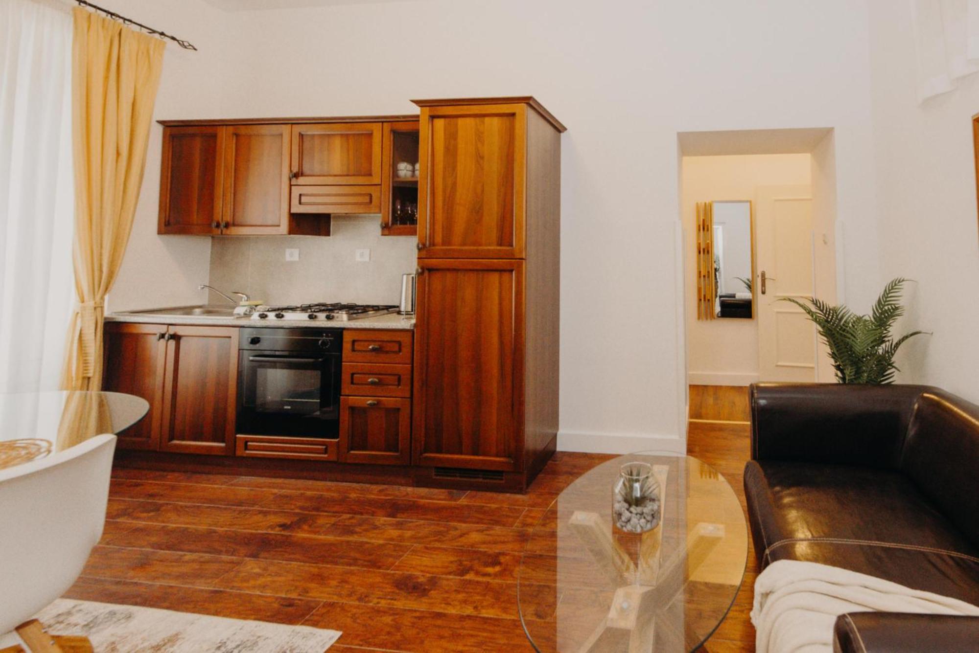 Apartment And Rossella 2 Rovinj