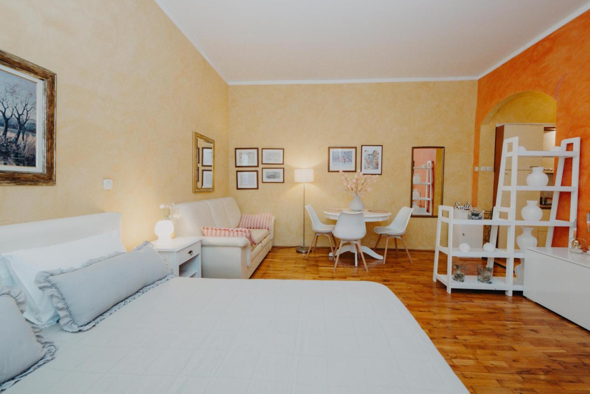 Rossella 2 *